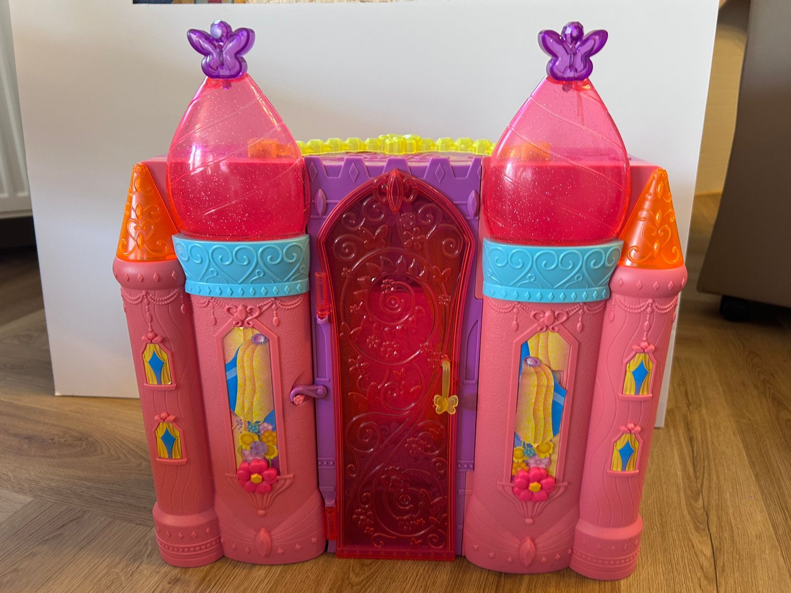 Barbie Magisch kasteel, Kinderen en Baby's, Ophalen, Zo goed als nieuw, Poppenhuis