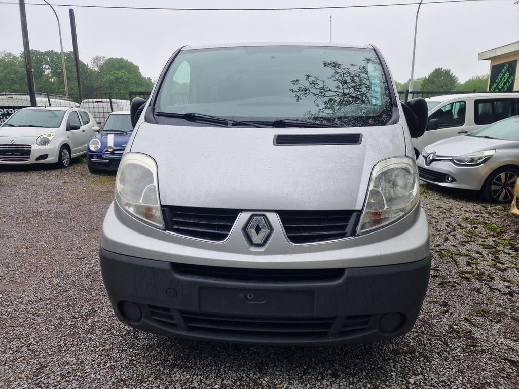 Renault trafic 2L diesel 2014.148951km roul très bien, Auto's, Euro 5, 1995 cc, Bedrijf, 5 deurs