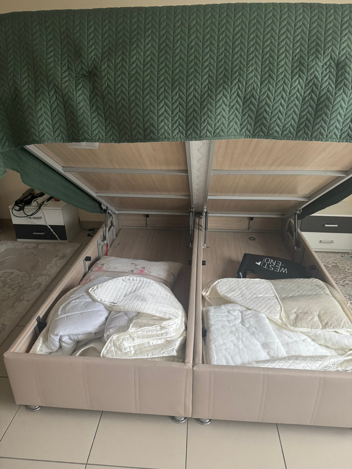 Bed, Ophalen, Zo goed als nieuw