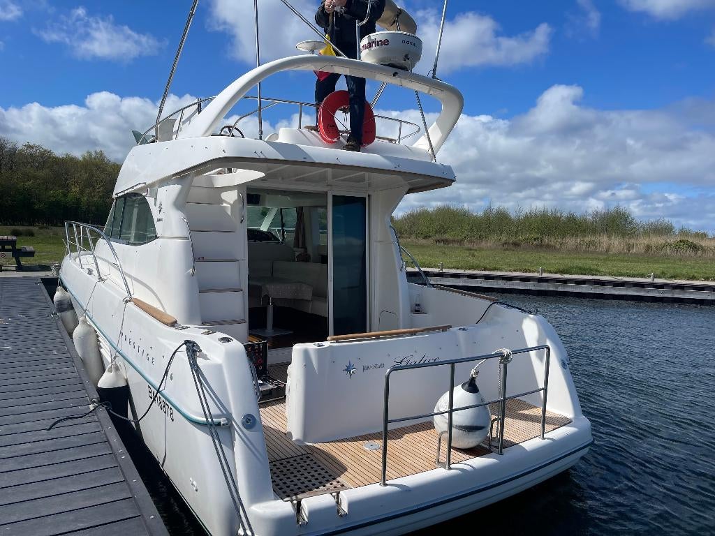 bateau jeanneau prestige 36, Ophalen, Gebruikt, Diesel, 9 tot 12 meter
