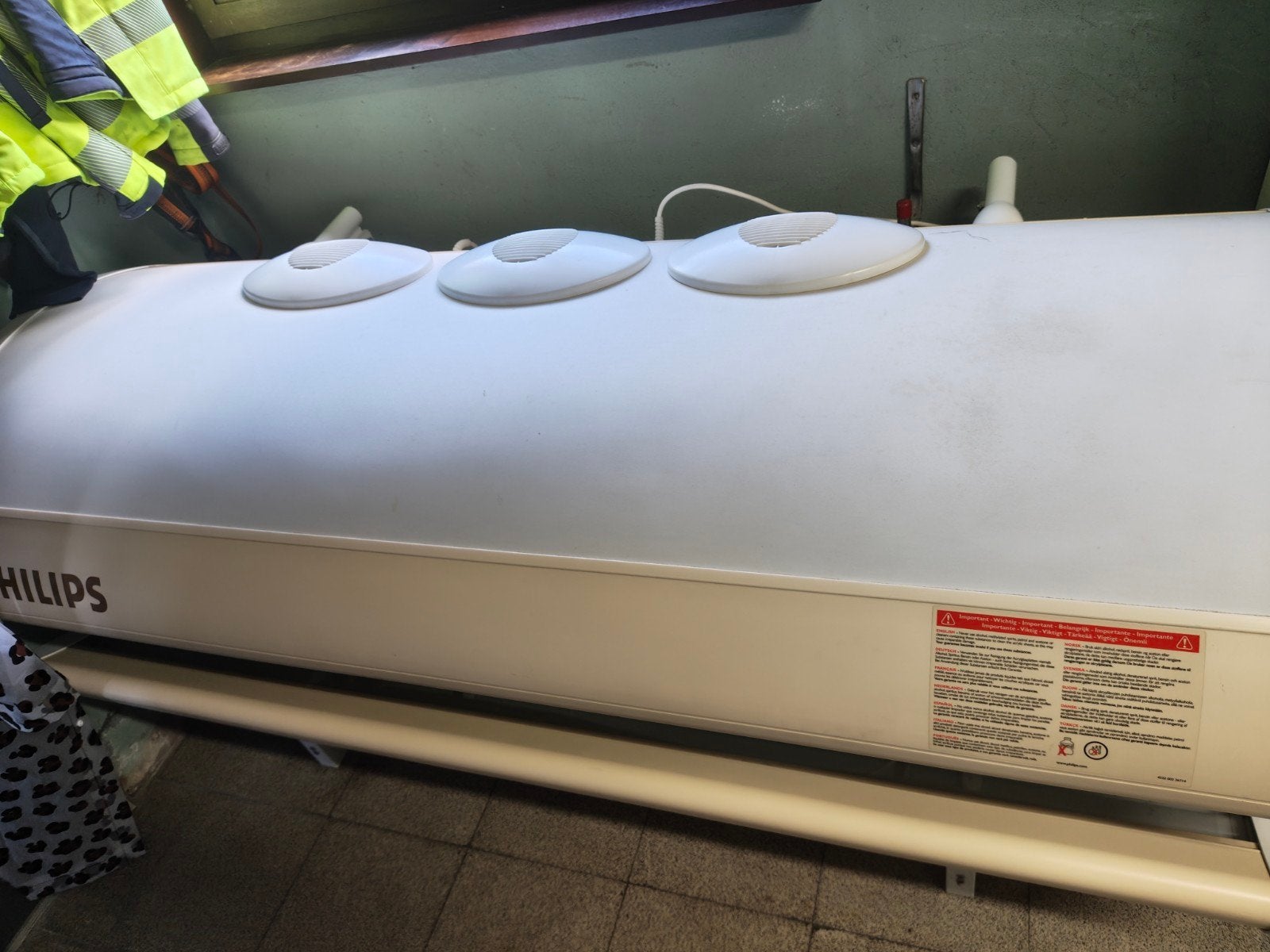 Phillips zonnebank HB585 3020W, Ophalen, Gebruikt