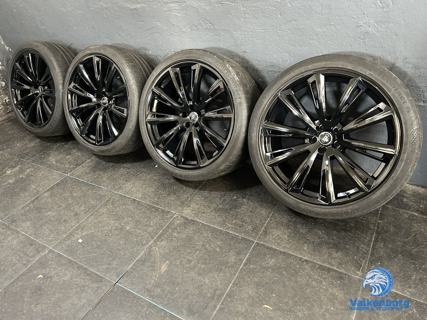 Originele Audi Q8 SQ8 4M8 23 inch velgen 5x112 zomerbanden 2, Gebruikt, -, 285 mm, -