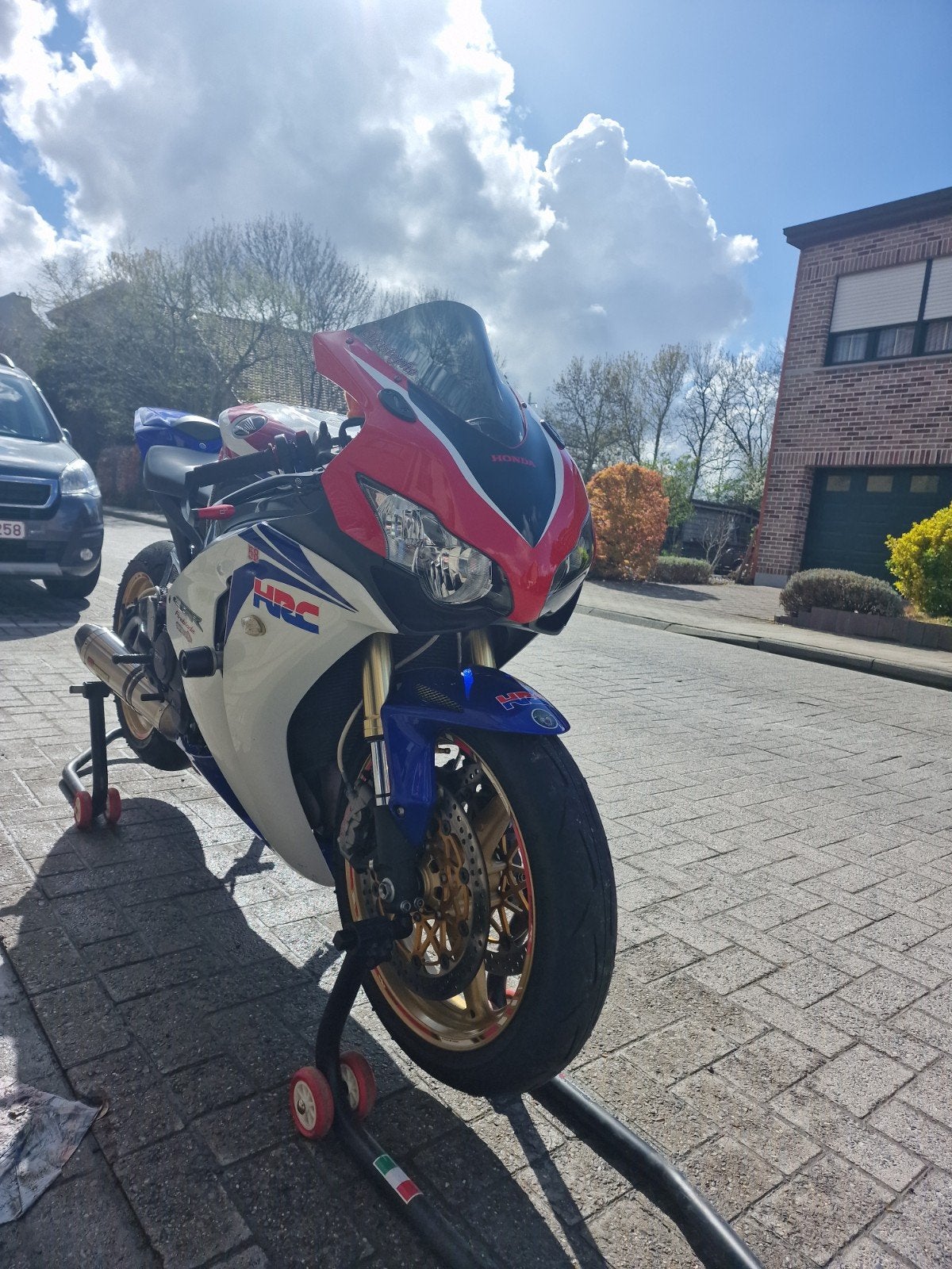Honda CBR 1000RR FireBlade TriColor Anniversary., Motoren, 4 cilinders, Motorrijbewijs A, Gebruikt, 1000 cc