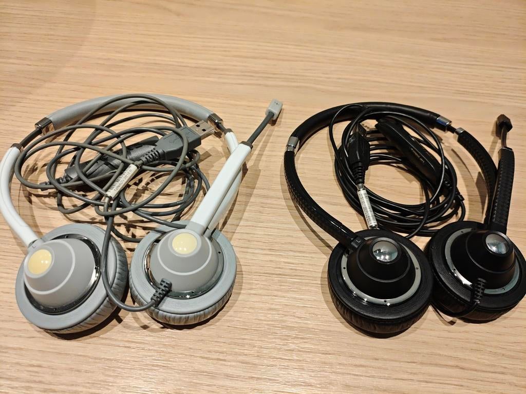 2X Jabra UC VOICE 750, Enlèvement ou Envoi, On-ear, Utilisé, Filaire