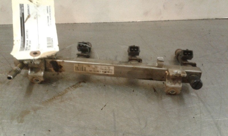 INJECTOR BRANDSTOF Opel Tigra Twin Top (|24420542|), Auto-onderdelen, Robert Bosch AG, Gebruikt, Opel, Robert-Bosch-Allee 1
74232  Abstatt, DE
