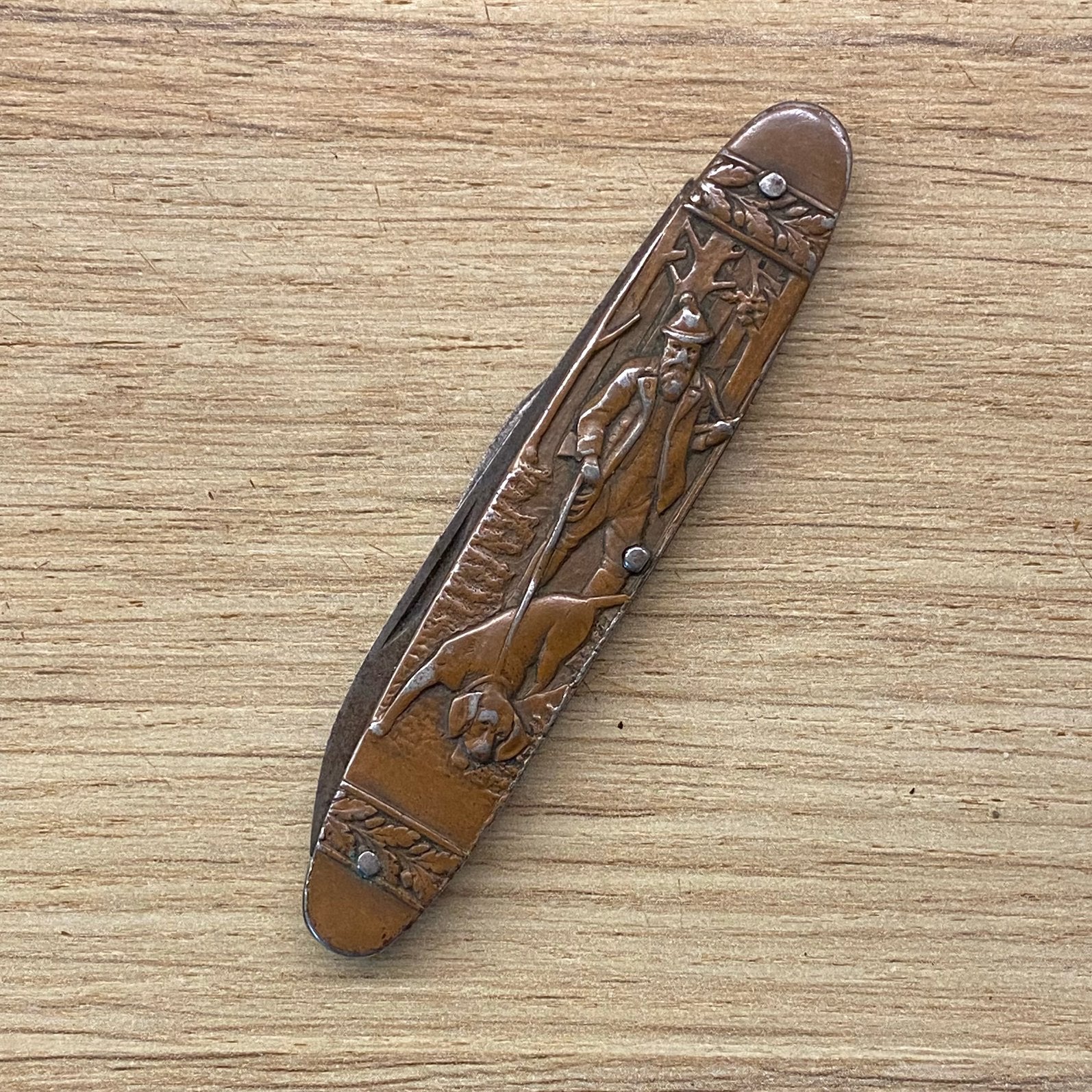 Couteau pliable de chasseur, gravures, Collections, Enlèvement ou Envoi, Comme neuf
