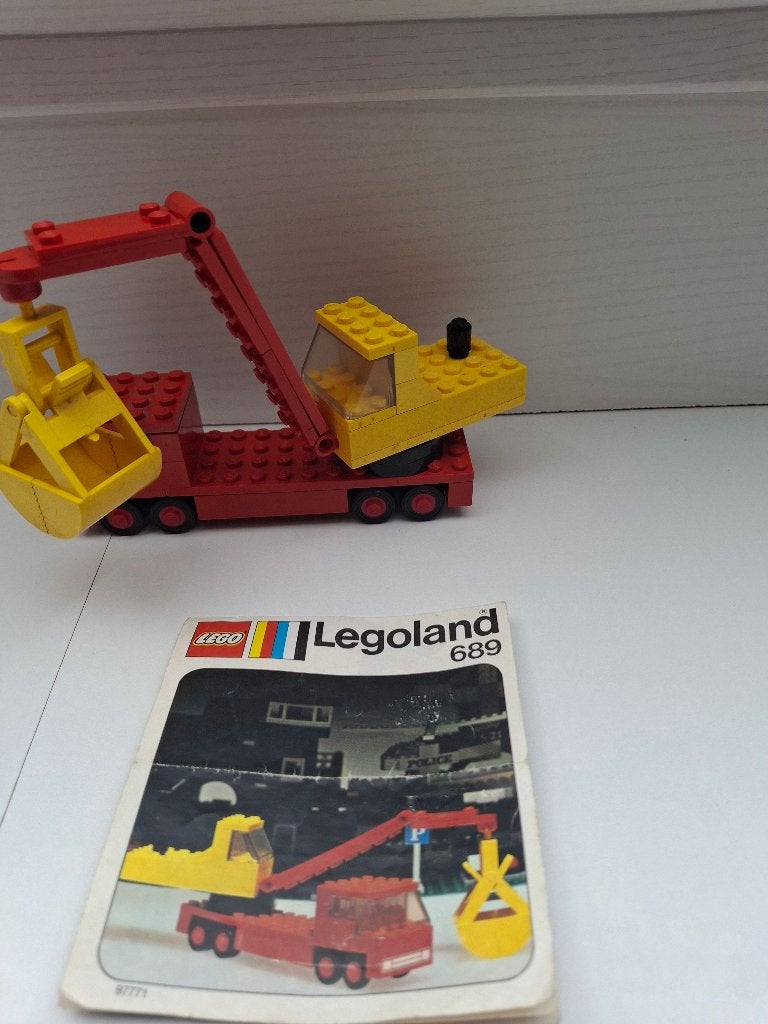 Lego 689( 689-1 ) Truck and Shovel 1974, Kinderen en Baby's, Speelgoed | Duplo en Lego, Ophalen of Verzenden, Compleet, Lego, LEGOLAND