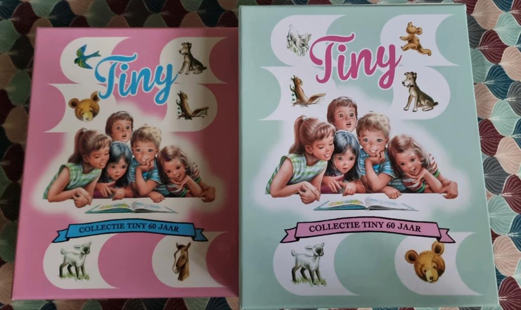 2 Boxen  Tiny Vintage 15 + 10 albums, Ophalen, Fictie algemeen, Nieuw, Gijs Haag