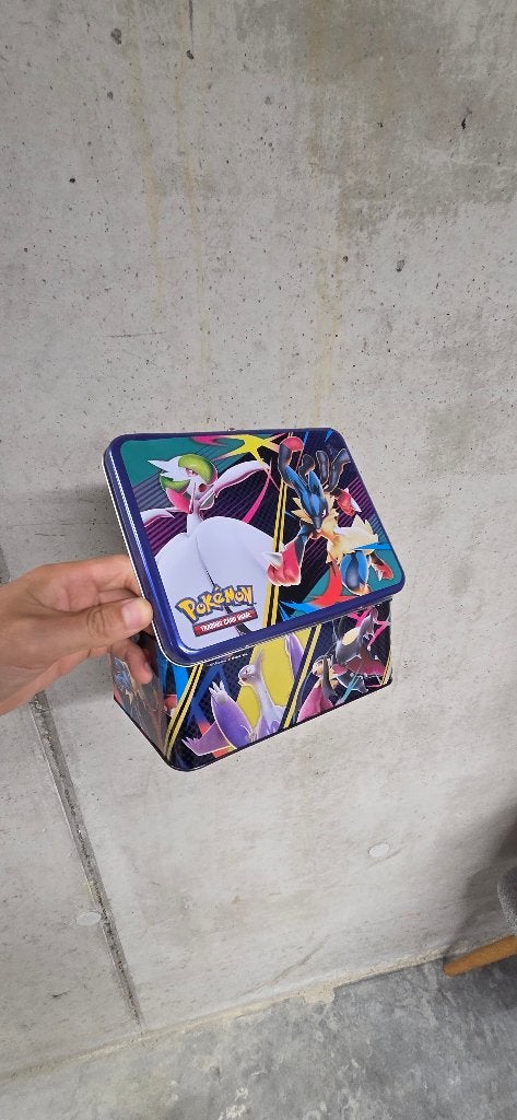 Lege Pokémon Collector Chest 2025 – metalen kist, Enlèvement, Comme neuf, Autres types
