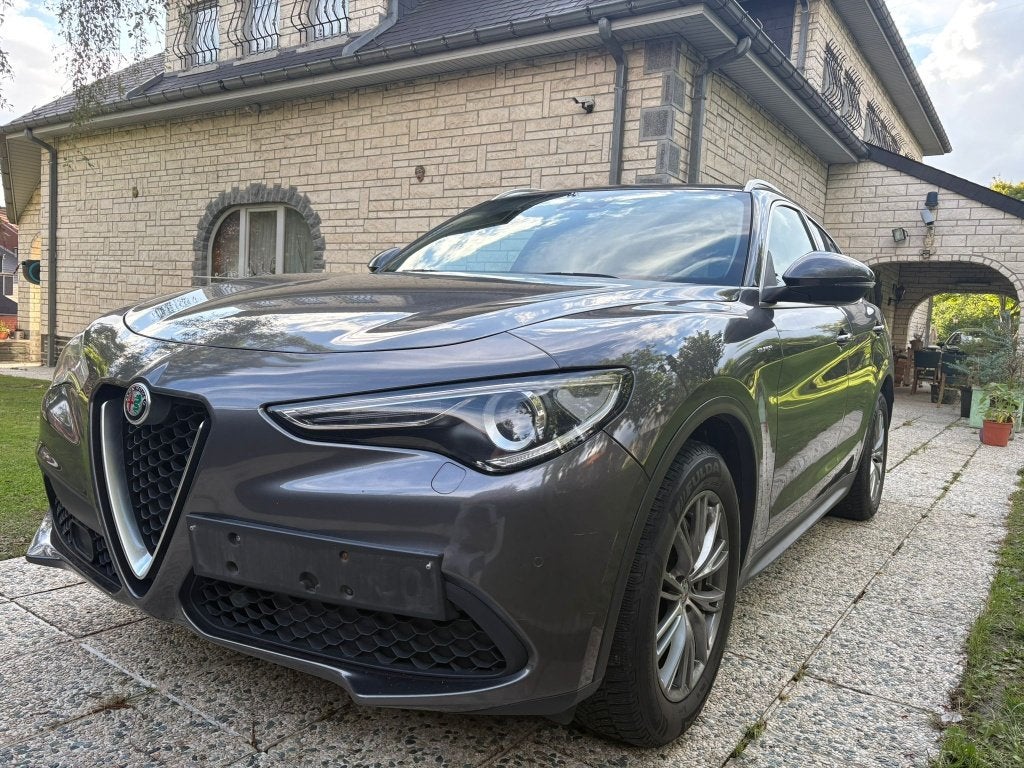 Alfa Romeo Stelvio, Cuir, Argent ou Gris, Achat, Euro 6