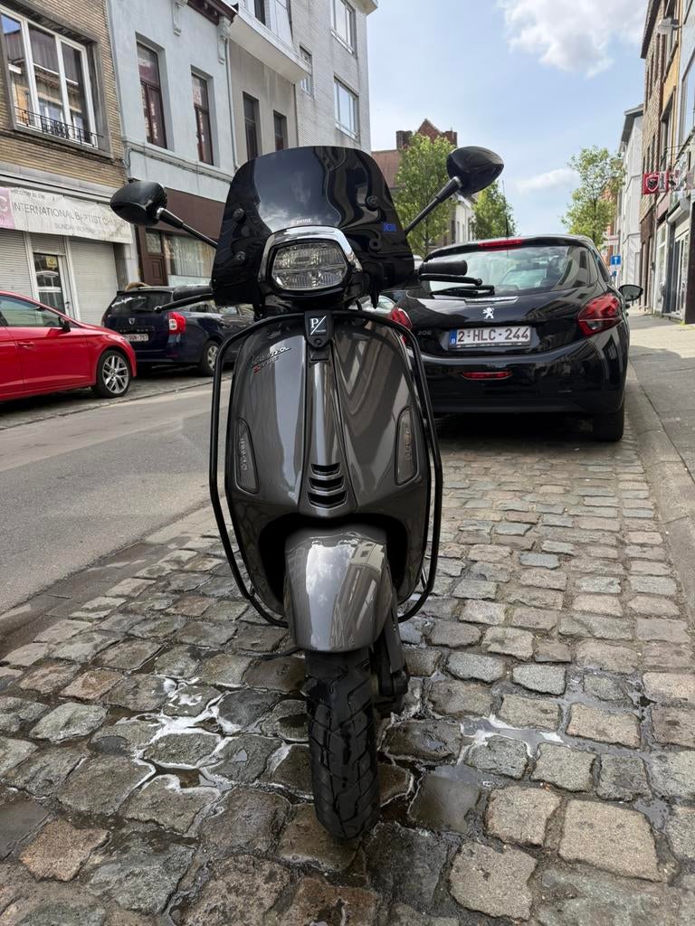 Vespa sprint 2019, Fietsen en Brommers, Scooters | Vespa, Zo goed als nieuw, Ophalen