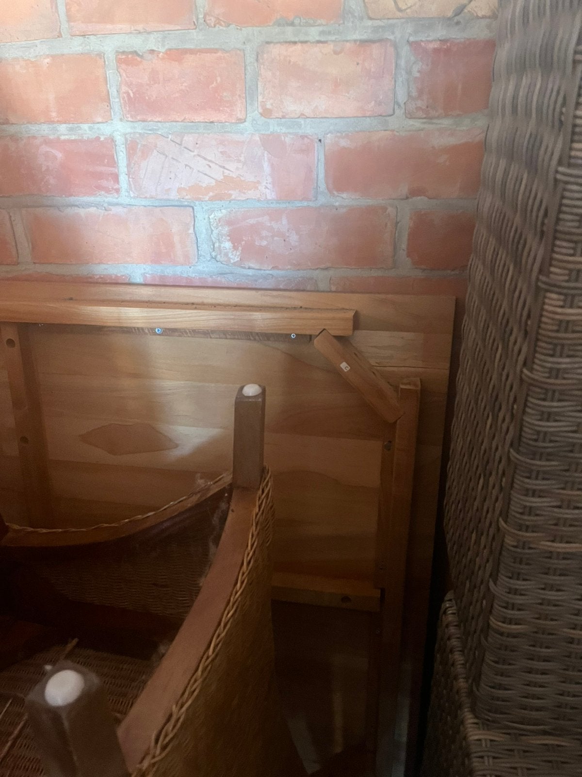 Massieve teak eettafel met 8 rotan stoelen complete eetkamer, Ophalen, Gebruikt, Landelijk, 8 stoelen of meer