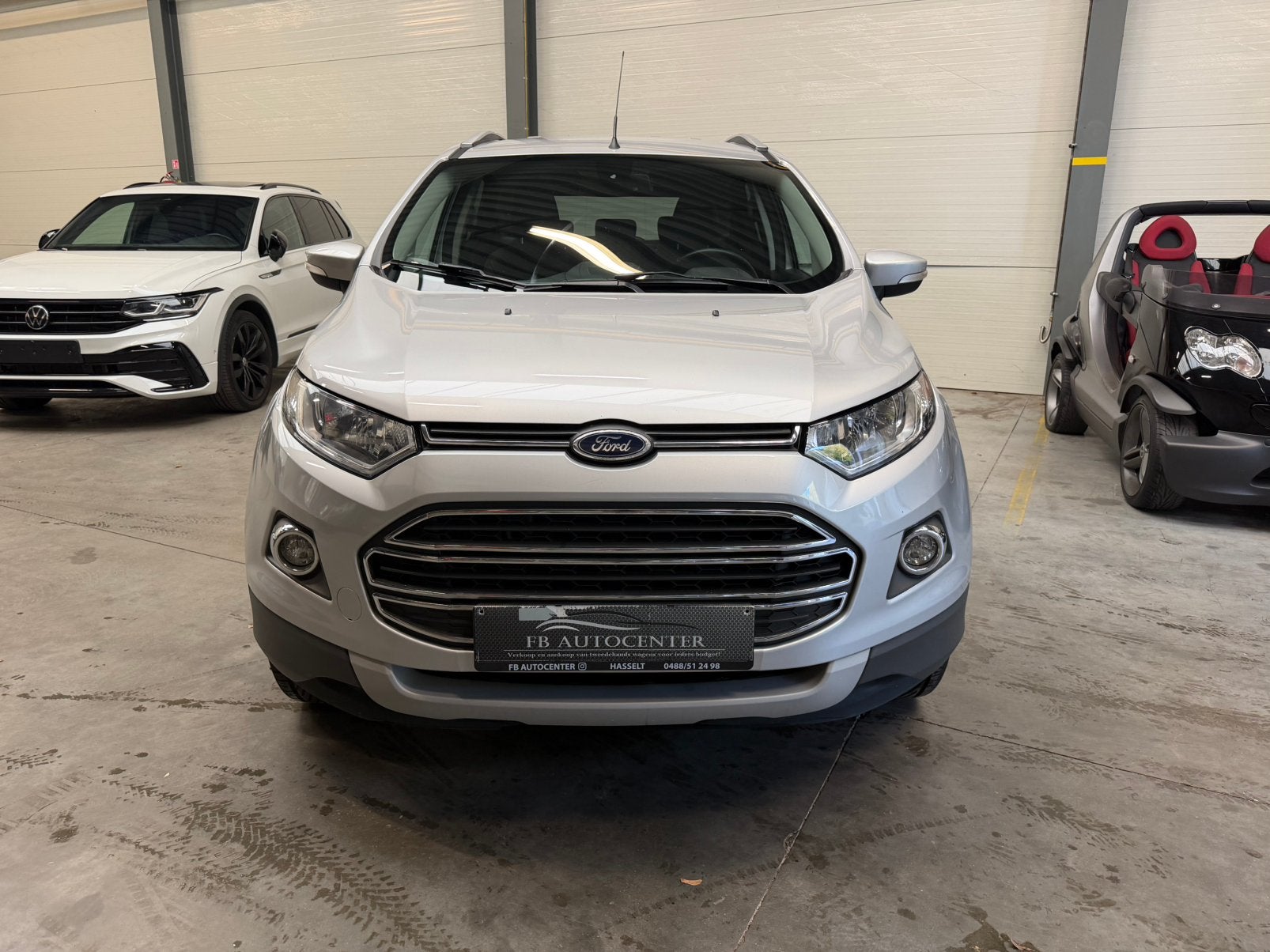 Ford EcoSport Titanium — 2016 — 148 000 km, Autos, Argent ou Gris, Euro 6, Noir, 5 portes