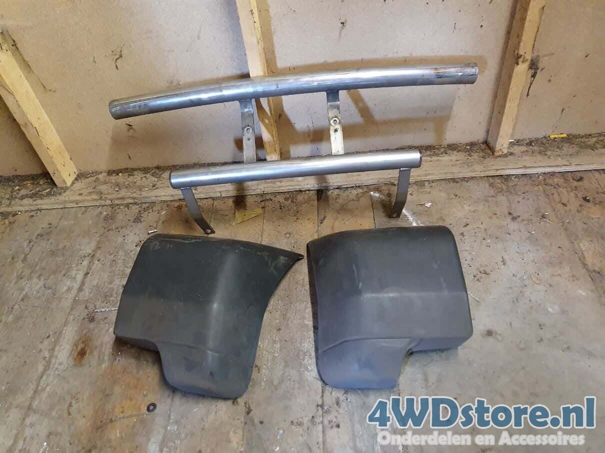 Nissan Patrol Y61 PushBar - KE542VB000, Enlèvement ou Envoi, -, -, -