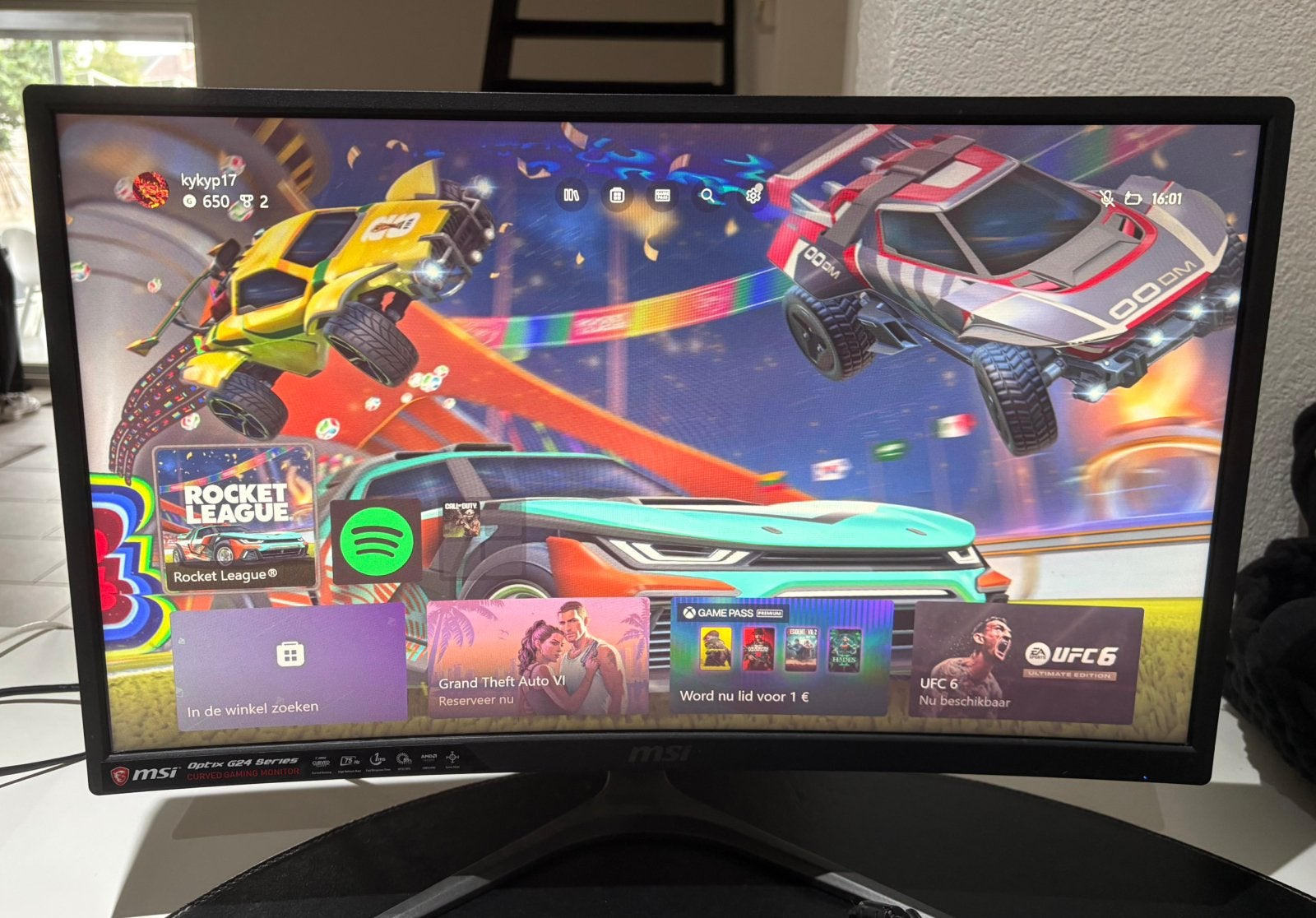 Msi gaming monitor, Computers en Software, Ophalen, Zo goed als nieuw, Gaming