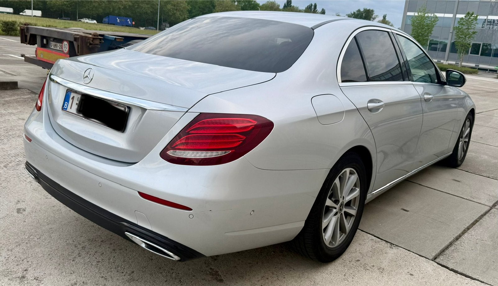 Mercedes E220 Euro 6B Diesel Km 79000, Auto's, Mercedes-Benz, Automaat, 1995 cc, 4 cilinders, Leder en Stof