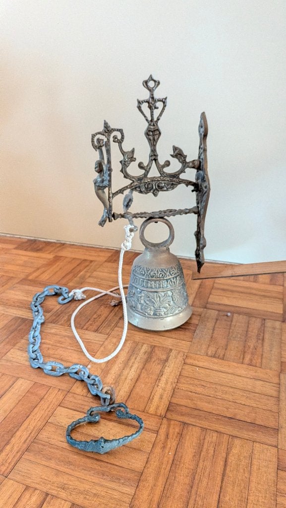 Klassieke koperen deurbel / wandbel met bronzen ketting, Antiek en Kunst, Ophalen, Koper