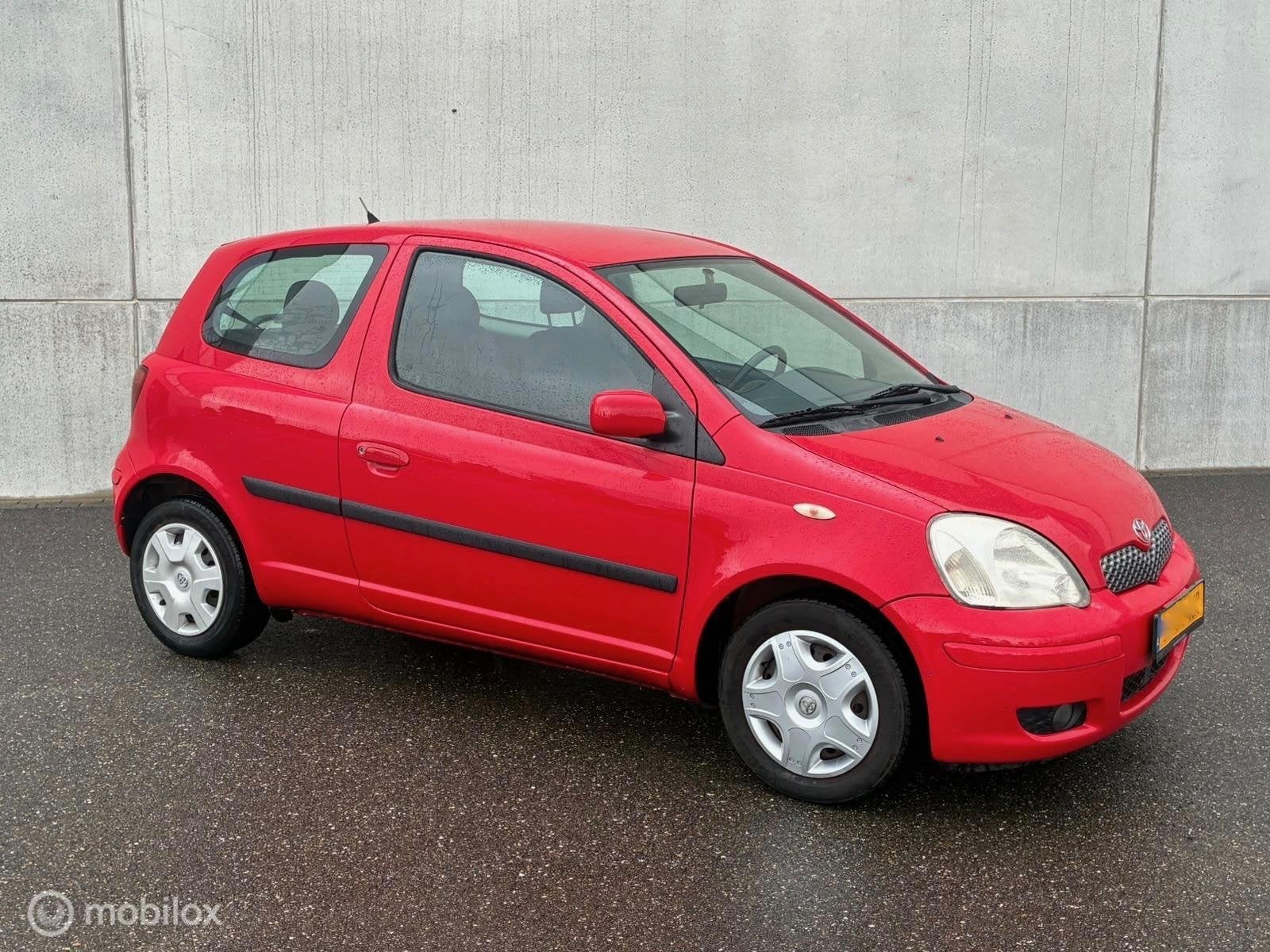 Toyota Yaris 1.3 VVT-i S-Line 3-DEURS AIRCO APK 05/09/27, Rouge, Achat, 1299 cm³, 87 ch