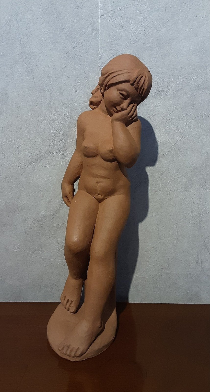 Edgard Fonteyne staand figuurtje naakt meisje, Brutalistisch, Ophalen of Verzenden, Handgemaakt, 20 - 50 cm