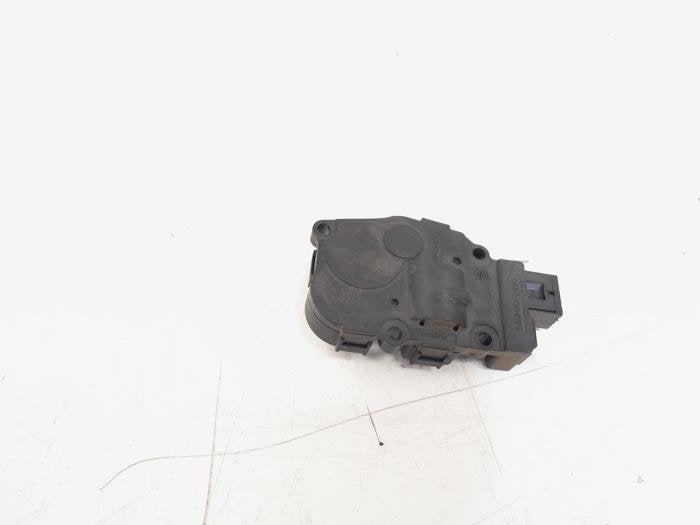 Clapet chauffage moteur d'un Audi A4, Autos : Pièces & Accessoires, Moteurs & Accessoires, Audi, Utilisé, 3 mois de garantie, Enlèvement ou Envoi