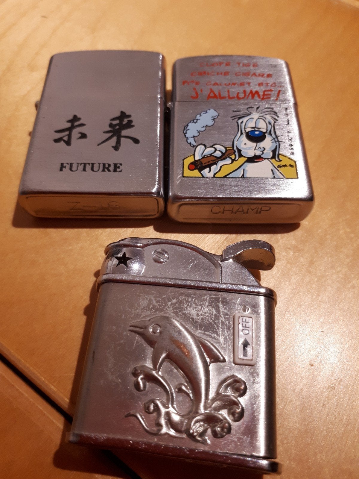 aanstekers, zippo, Collections, Articles de fumeurs, Briquets & Boîtes d'allumettes, Enlèvement ou Envoi, Utilisé