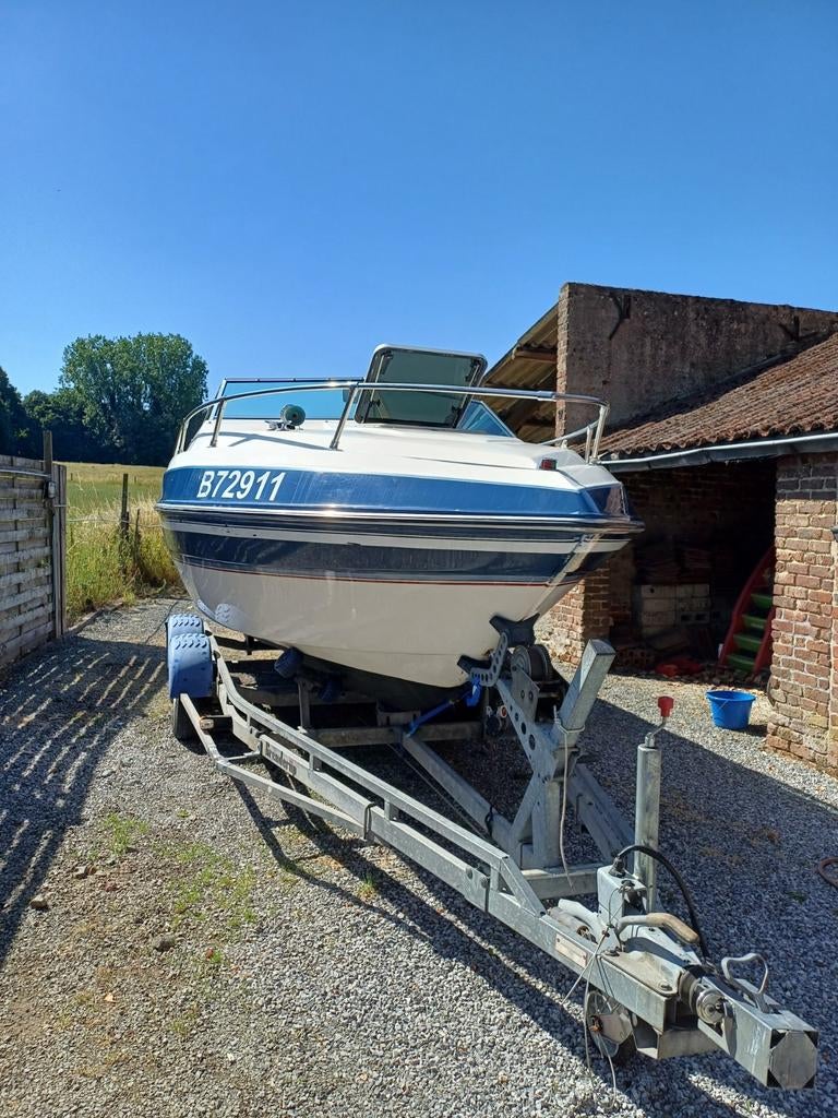 Bateau inboard Thomson, Sports nautiques & Bateaux