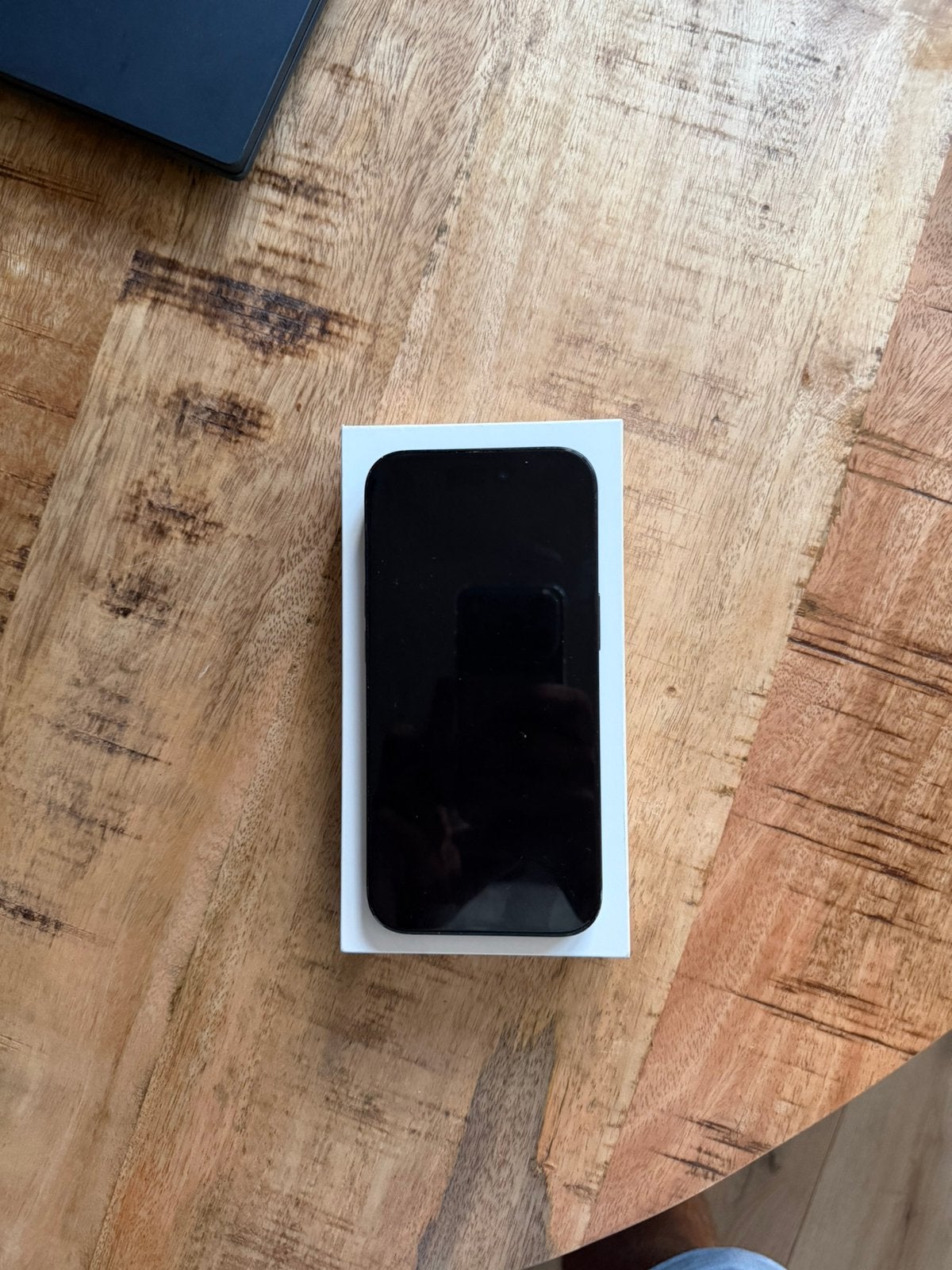 Iphone 15 256 gb zwart, 256 GB, IPhone 15, Comme neuf, Enlèvement