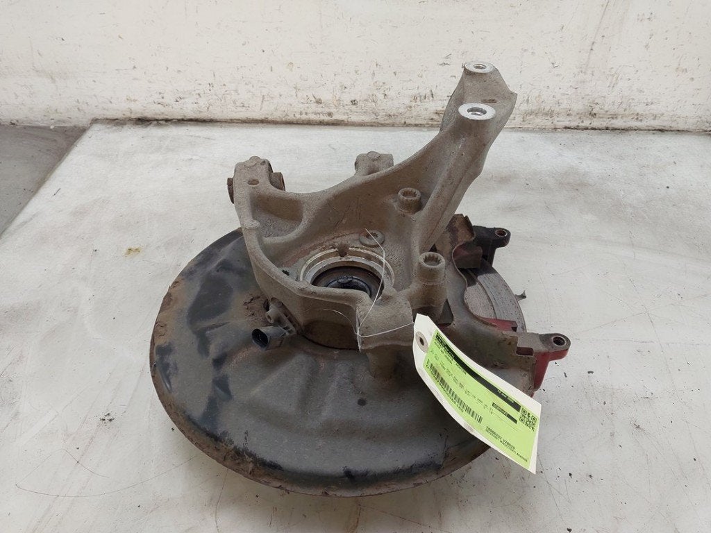 FUSEE ARRIERE DROITE Audi SQ2 (GAB / GAG) (|5Q3505436A|), Auto-Union-Straße  1,
85057  Ingolstadt, DE, Info@audi.de, Audi, Utilisé