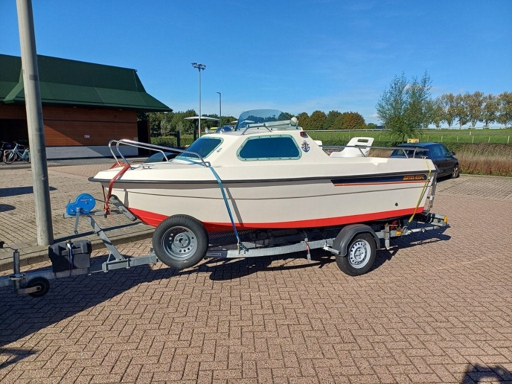 half kajuitboot  RYDS in topstaat verkerend, Watersport en Boten, Ophalen, Zo goed als nieuw, Met afstandsbediening