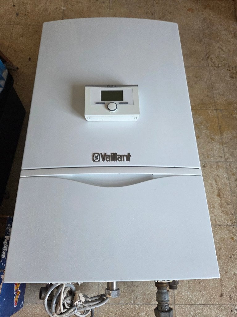 vaillant HR ecoTec plus, Ophalen, Zo goed als nieuw, Cv-ketel of Combi-ketel, Hoog rendement (Hr)