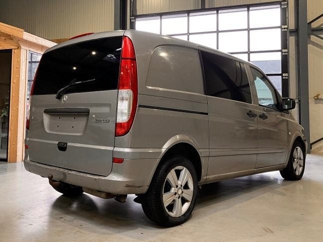 Mercedes-Benz Vito 3.0CDI V6 V6 Auto 1st Prop Garantie 12 m, Auto's, Zwart, 2987 cc, Leder, Diesel
