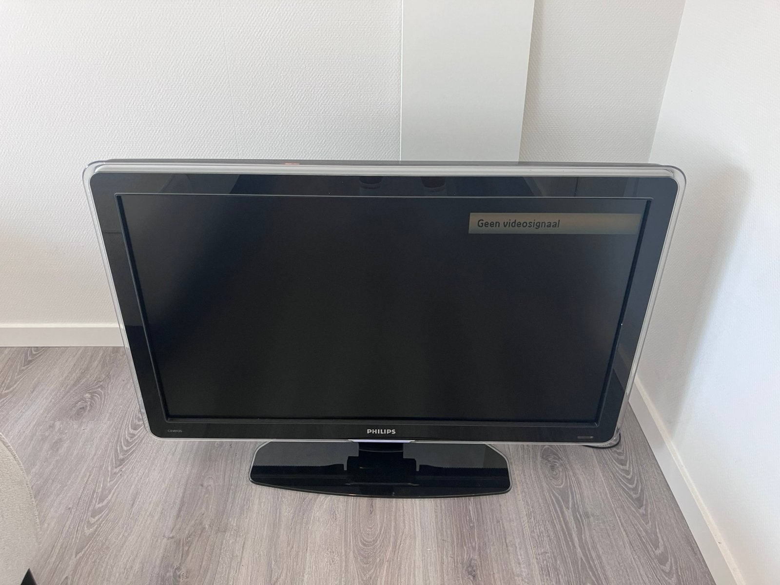 Philips cineos, Enlèvement, Utilisé, LCD, Philips