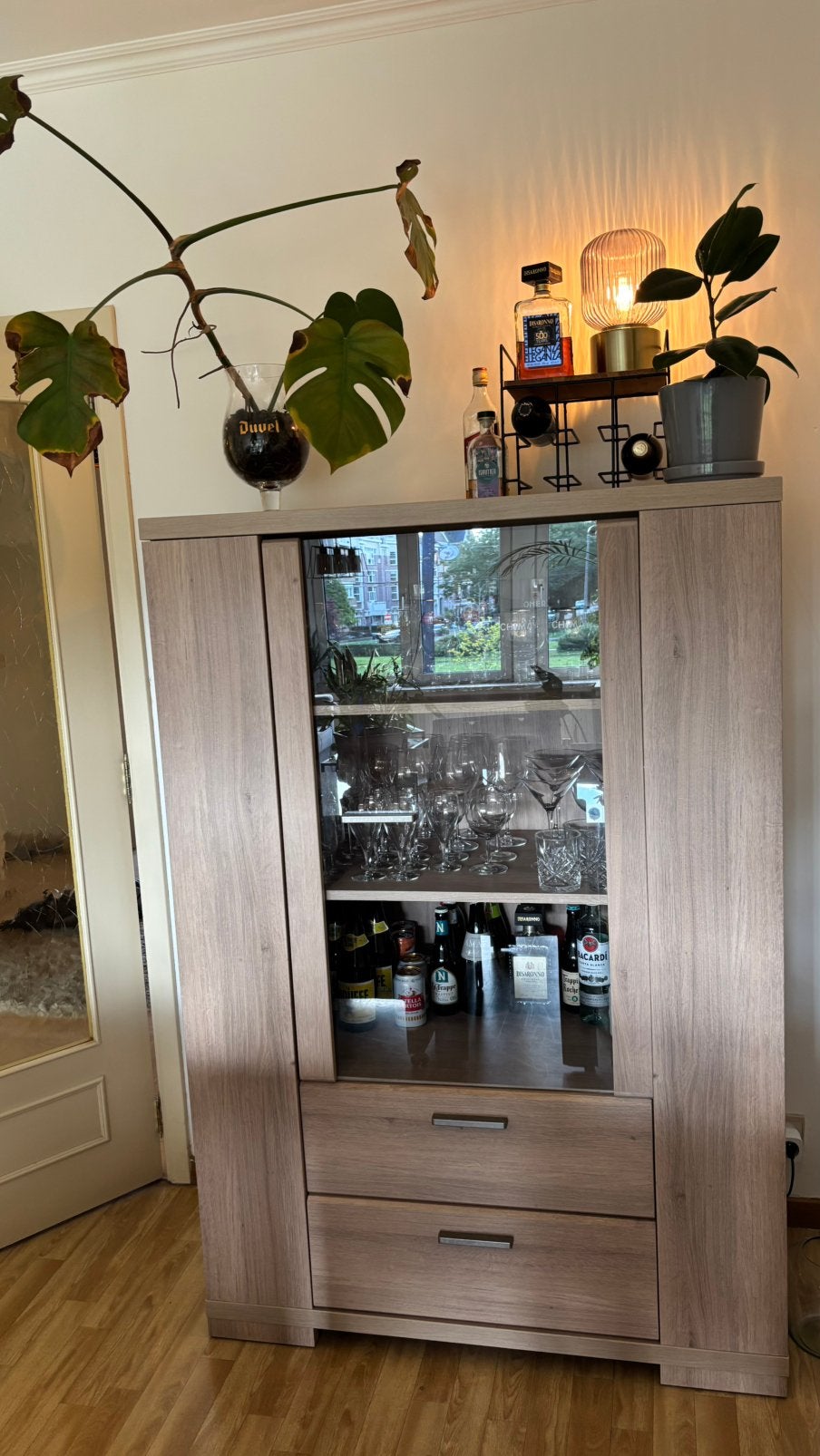 IKEA Woonkamerset (Eikenlook): TV-Meubel + Hoge Vitrinekast, Ophalen, Zo goed als nieuw