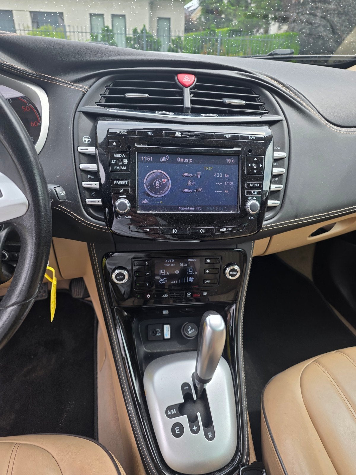 Lancia Delta 1.6Mtj automatique, option complète, 1er propri, Cuir, Achat, Beige, Entreprise