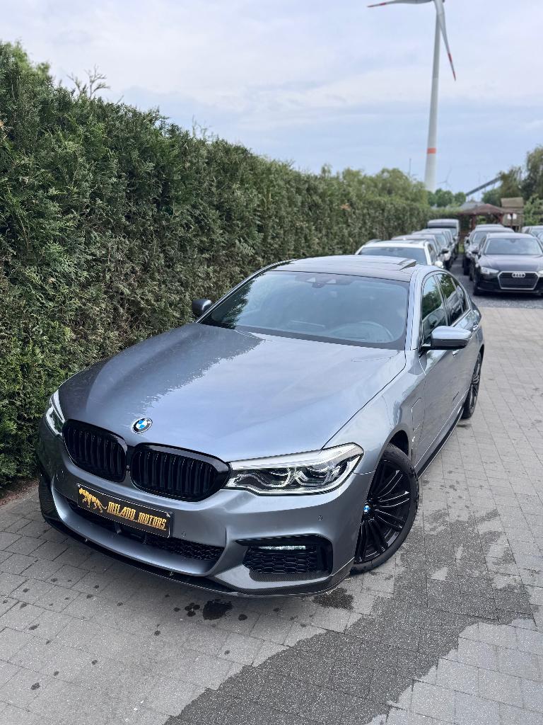 OPTION COMPLÈTE POUR LA BMW 530E M PERFORMANCE ! ! ! !, Autos, BMW, Cuir, Argent ou Gris, Euro 6, Entreprise