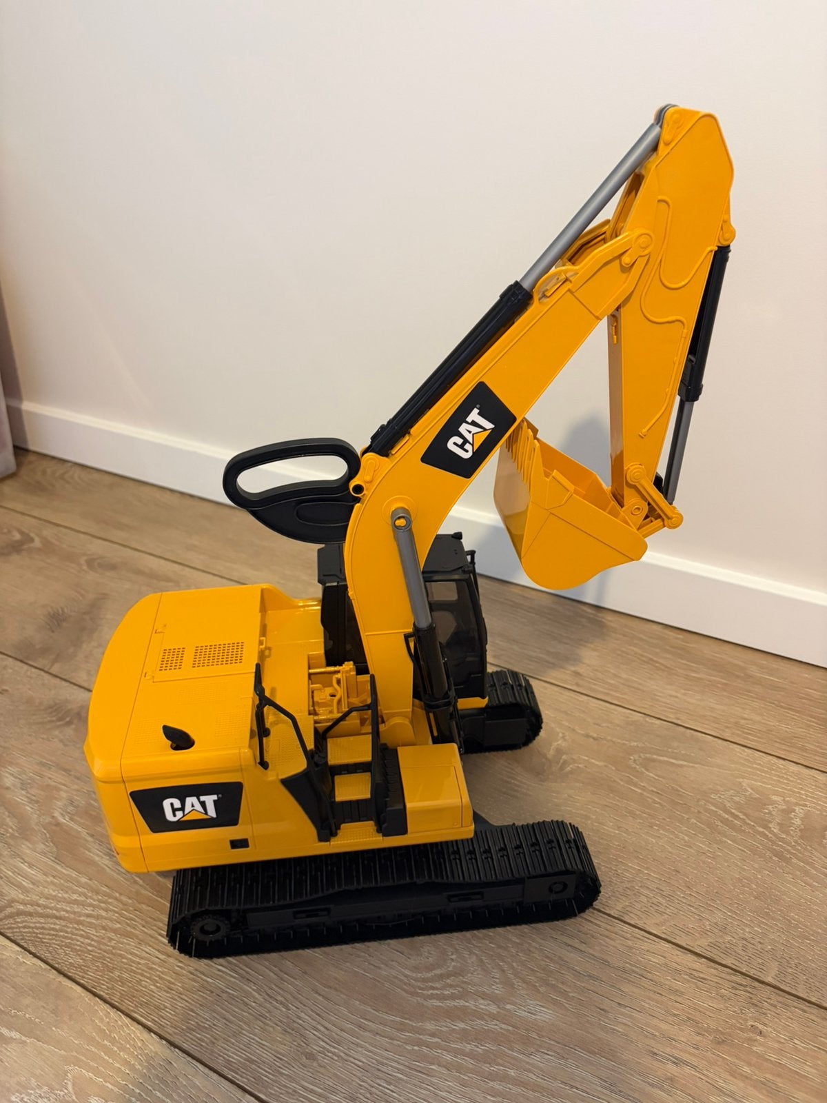 Bruder 2483 CAT Graafmachine, Kinderen en Baby's, Ophalen, Zo goed als nieuw