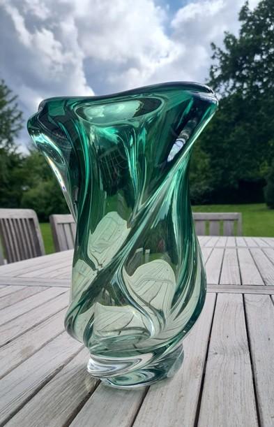 Val Saint Lambert groene kristallen vaas — Wave Vintage 1960, Antiek en Kunst, Ophalen of Verzenden