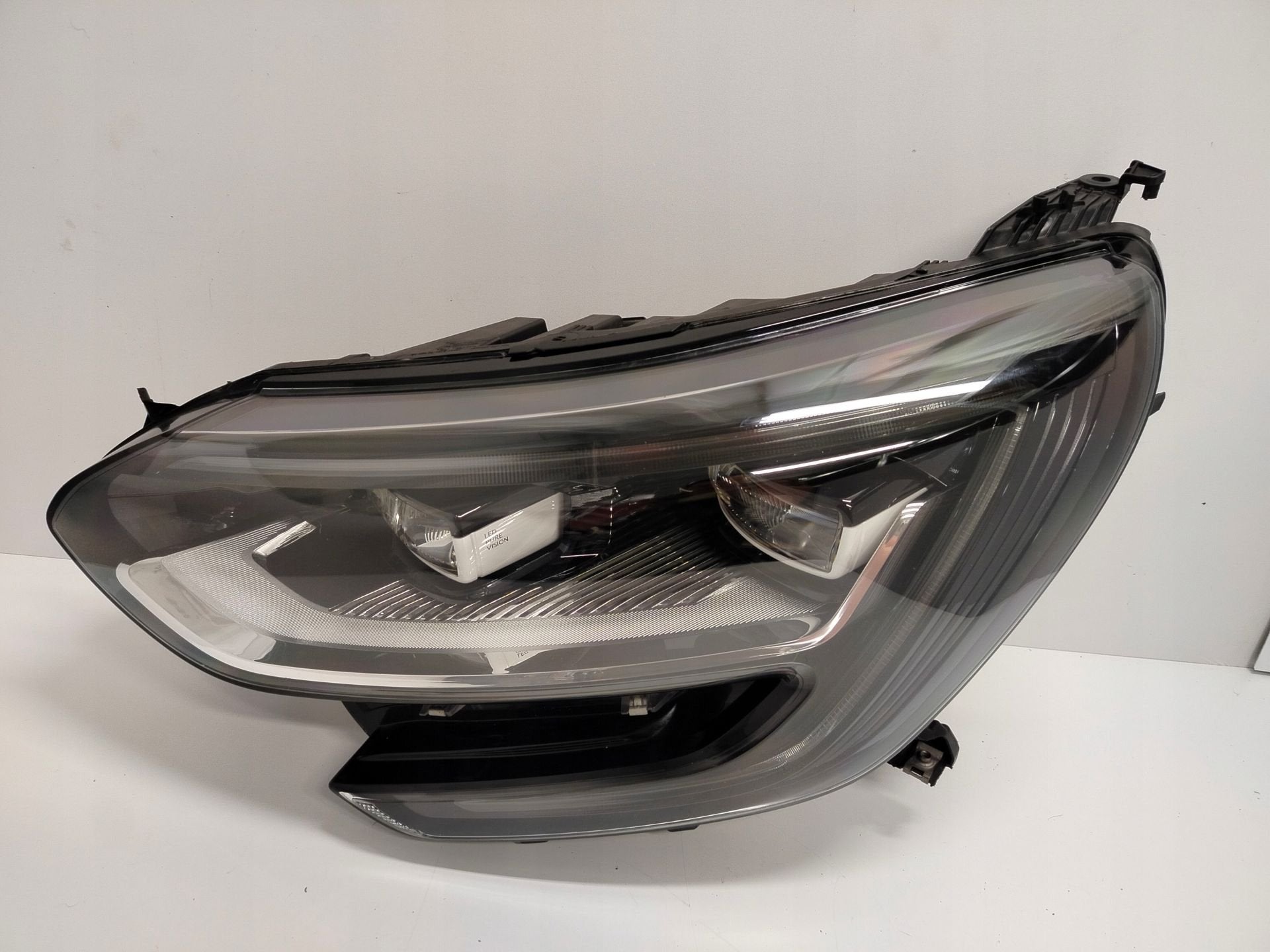 Phare gauche Renault Megane IV RS 260606450R, Autos : Pièces & Accessoires, Renault Group, Contact.group@renault.com, Renault