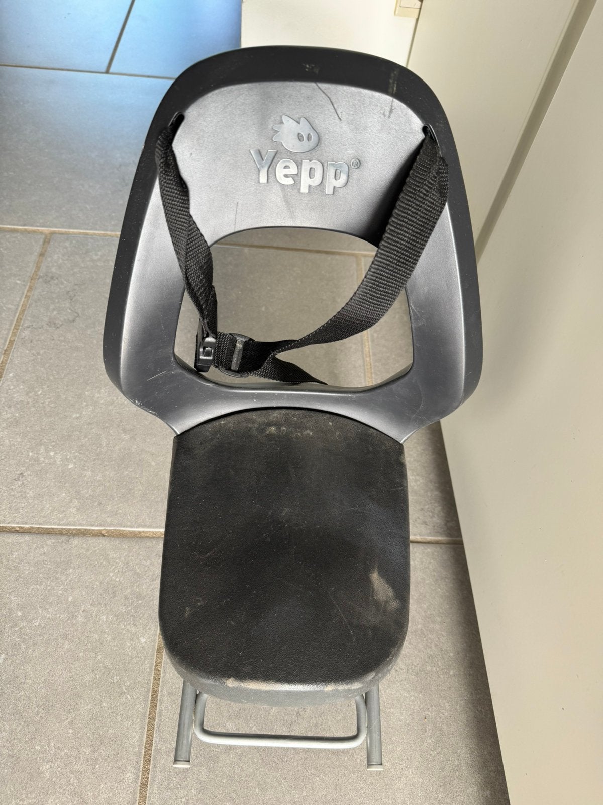 Fietsstoeltje voor achteraan op de fiets, Fietsen en Brommers, Fietsaccessoires | Fietsstoeltjes, Achterzitje, Ophalen, 15 t/m 25 kg