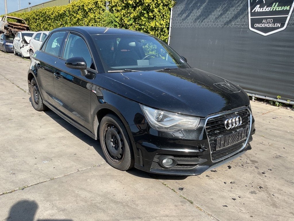 PARE-CHOCS AVANT Audi A1 Sportback (8XA / 8XF), Autos : Pièces & Accessoires, Auto-Union-Straße  1,
85057  Ingolstadt, DE, Pare-chocs