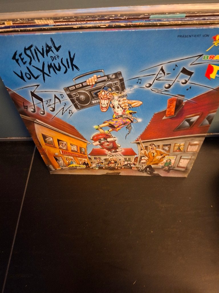 lp - various - festival der volxmusik - vak 9, Enlèvement ou Envoi, Comme neuf, Hardcore, Pochette photo