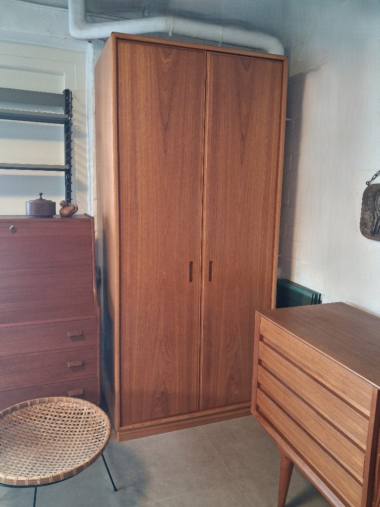 Jaren 60 retro teak kledingkast, Deens design, Huis en Inrichting, Kasten | Kleerkasten, Ophalen, Met deur(en), Gebruikt, 200 cm of meer