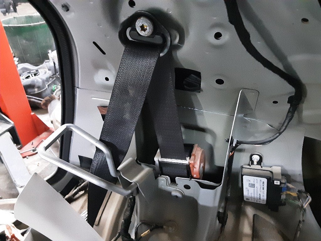 CEINTURE DE SECURITE ARRIERE DROITE Opel Mokka / Mokka X, Autos : Pièces & Accessoires, Utilisé, Opel