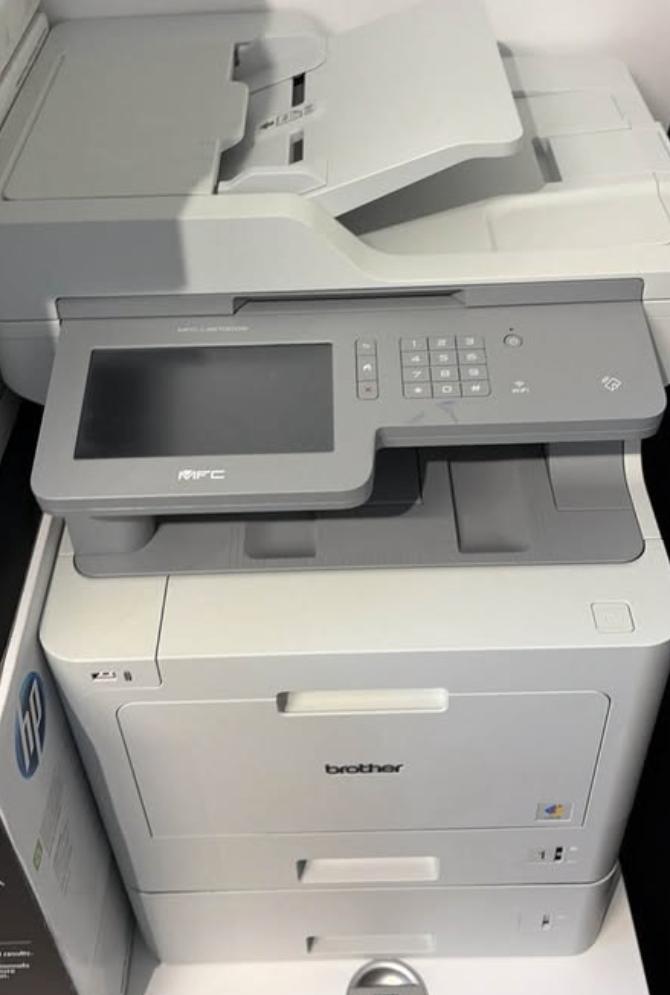Brother MFC-L9570CDWT all-in-one A4 laserprinter, Computers en Software, Printers, Zo goed als nieuw, All-in-one, Laserprinter