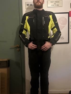 SPLINTERNIEUW Motorpak nu voor €500!, Ophalen, Broek | leer, Heren, Nieuw zonder kaartje