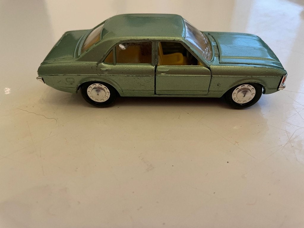 Dinky Toys, Matchbox,... années 70, Collections, Enlèvement ou Envoi, Utilisé
