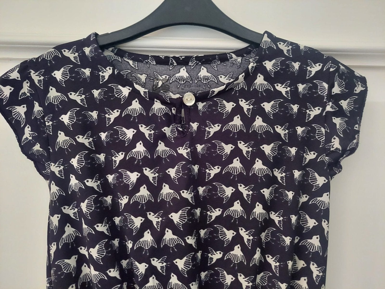 Kleedje zwart met vogeltjes maat 122 128, Enfants & Bébés, Vêtements enfant | Autre, Enlèvement, Utilisé