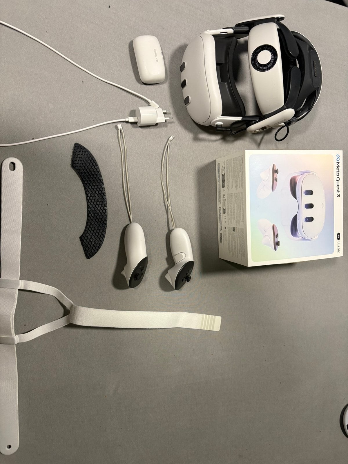Meta quest 3 met bobovr headstrap, Consoles de jeu & Jeux vidéo, Virtual Reality, Enlèvement ou Envoi, Comme neuf, Lunettes VR