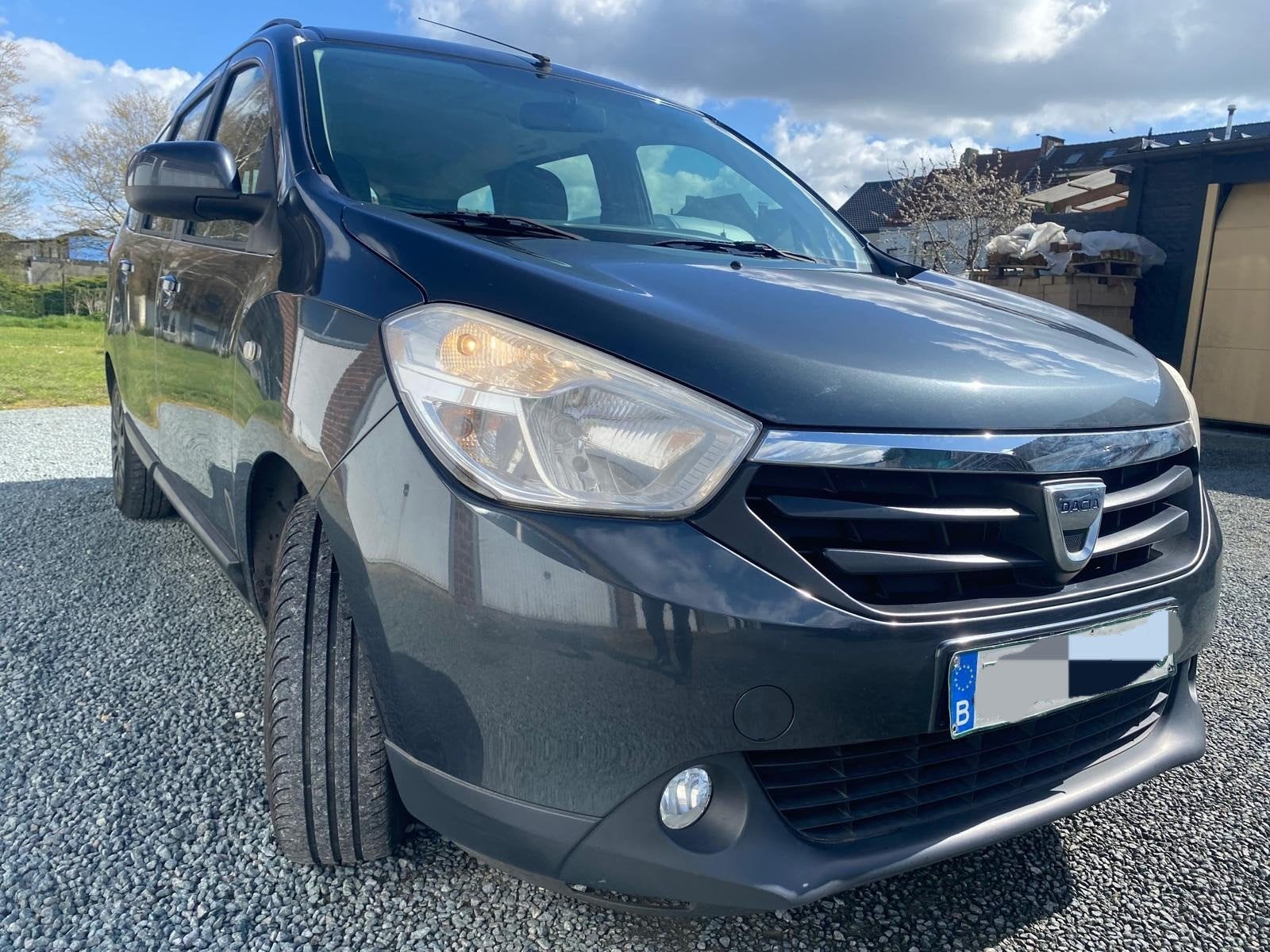 Dacia Logdy 1.6 SCE ESSENCE 5pl 1er main✋️, Euro 5, Boîte manuelle, Noir, 5 portes
