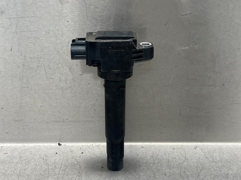 BOBINE D'ALLUMAGE Suzuki (|61P0472112|), Utilisé, Suzuki